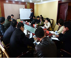 灵雨老师应南京师范大学邀请为企业家讲授企业如何进行五行人才管理